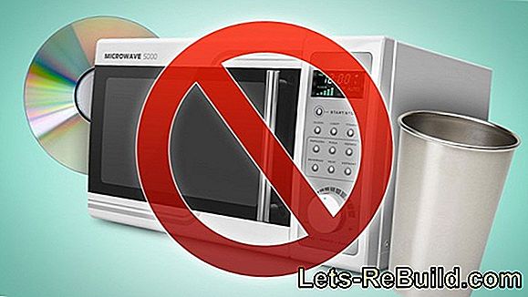 A spoon in the microwave: Dangerous or not?