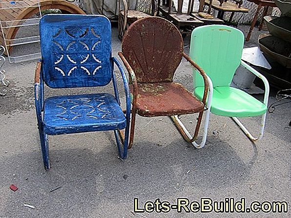 Paint and restore old metal garden furniture