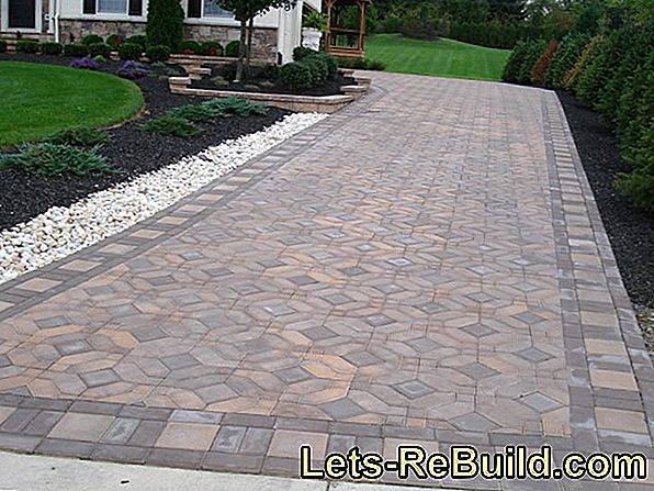 How are paving stones cut?