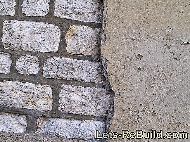 Plasteringen af ​​en mur har en dobbelt funktion