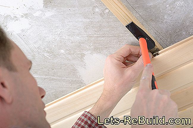 Fixez Les Panneaux De Bois Au Plafond » Instructions